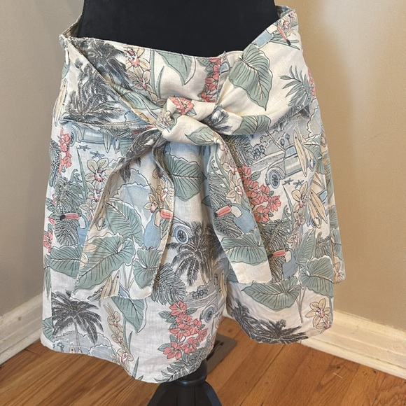 CC California Linen Surfing Print Short and Top Set Size XL - Picture 8 of 11